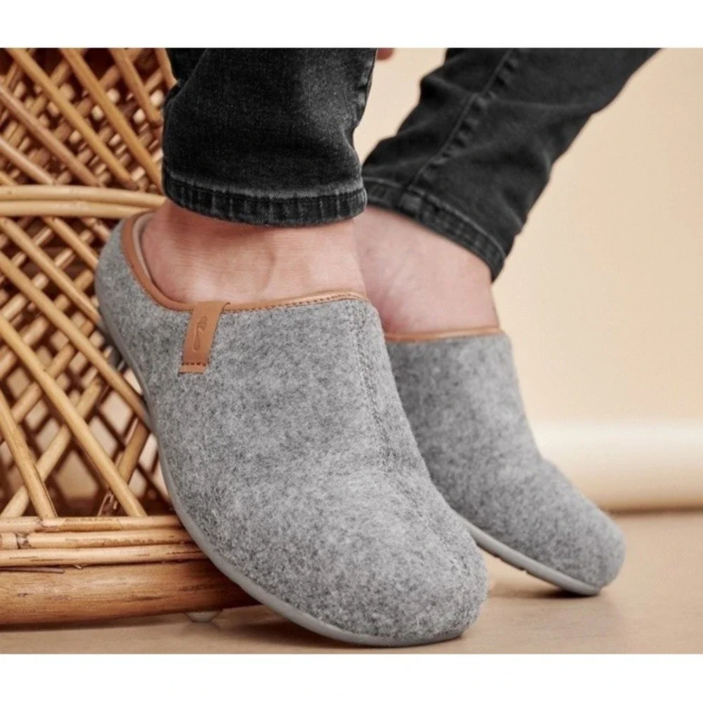 Strive Slipper‎ Light Gray Cologne Mens 8.5-9 Supportive New